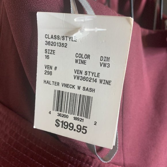 White Vera Wang Wine Red Halter Neck Formal Gown Prom Back Slit - Picture 10 of 15